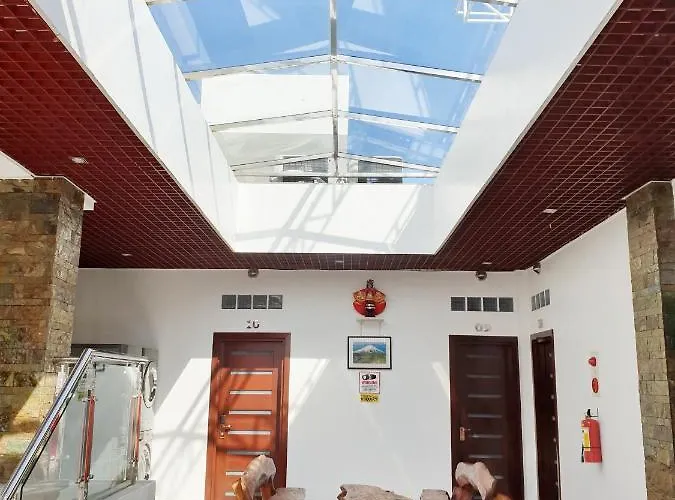 Mj House